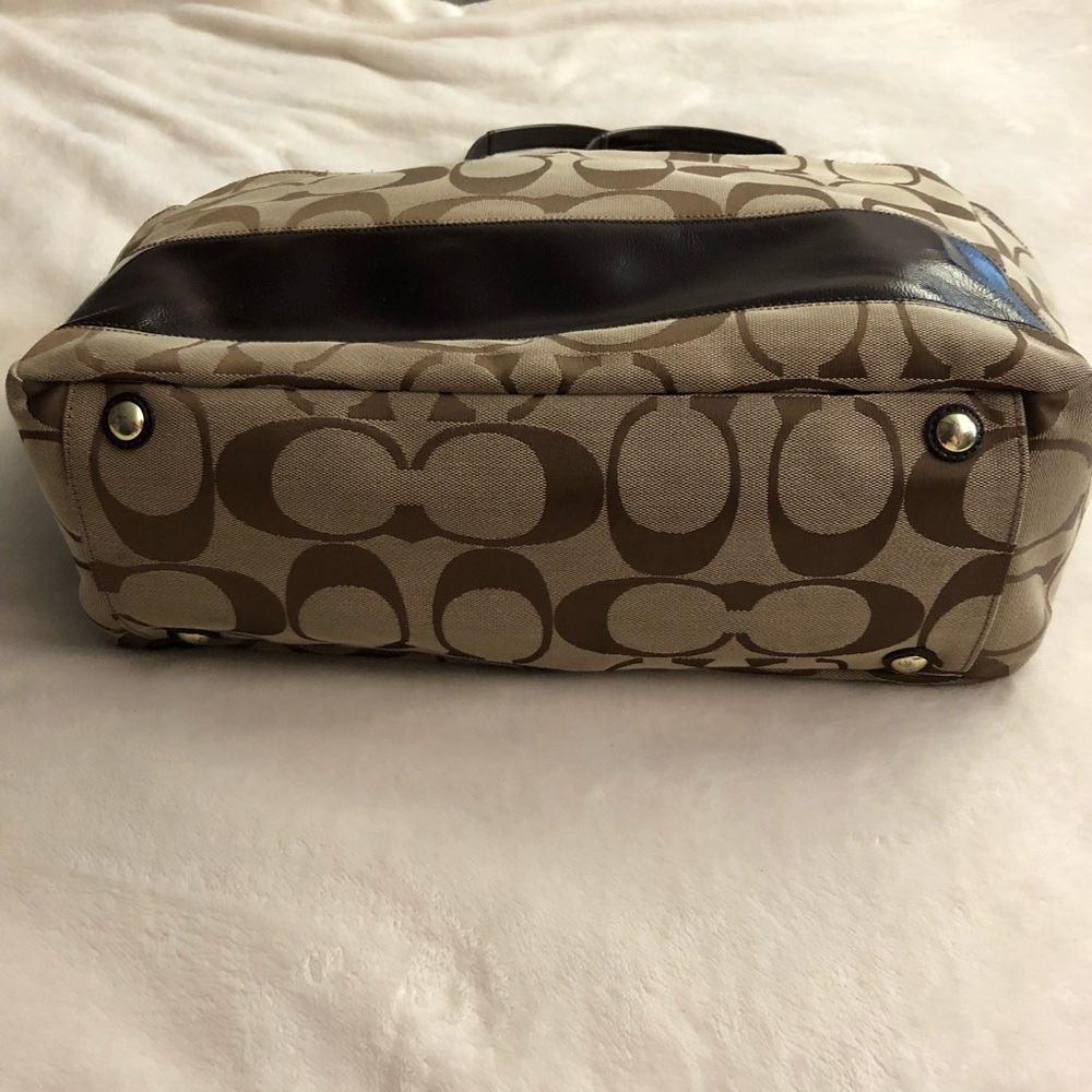 Coach Signature Stripe Large tote - Picture 2 of 8